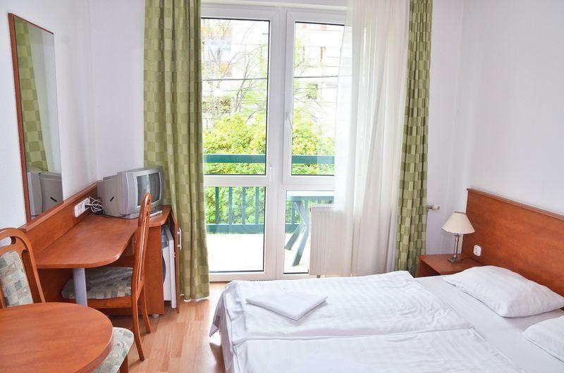 Hotel Kristaly Hajduszoboszlo Exterior photo