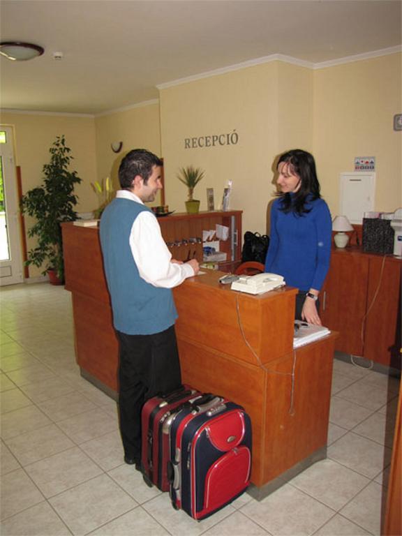 Hotel Kristaly Hajduszoboszlo Exterior photo